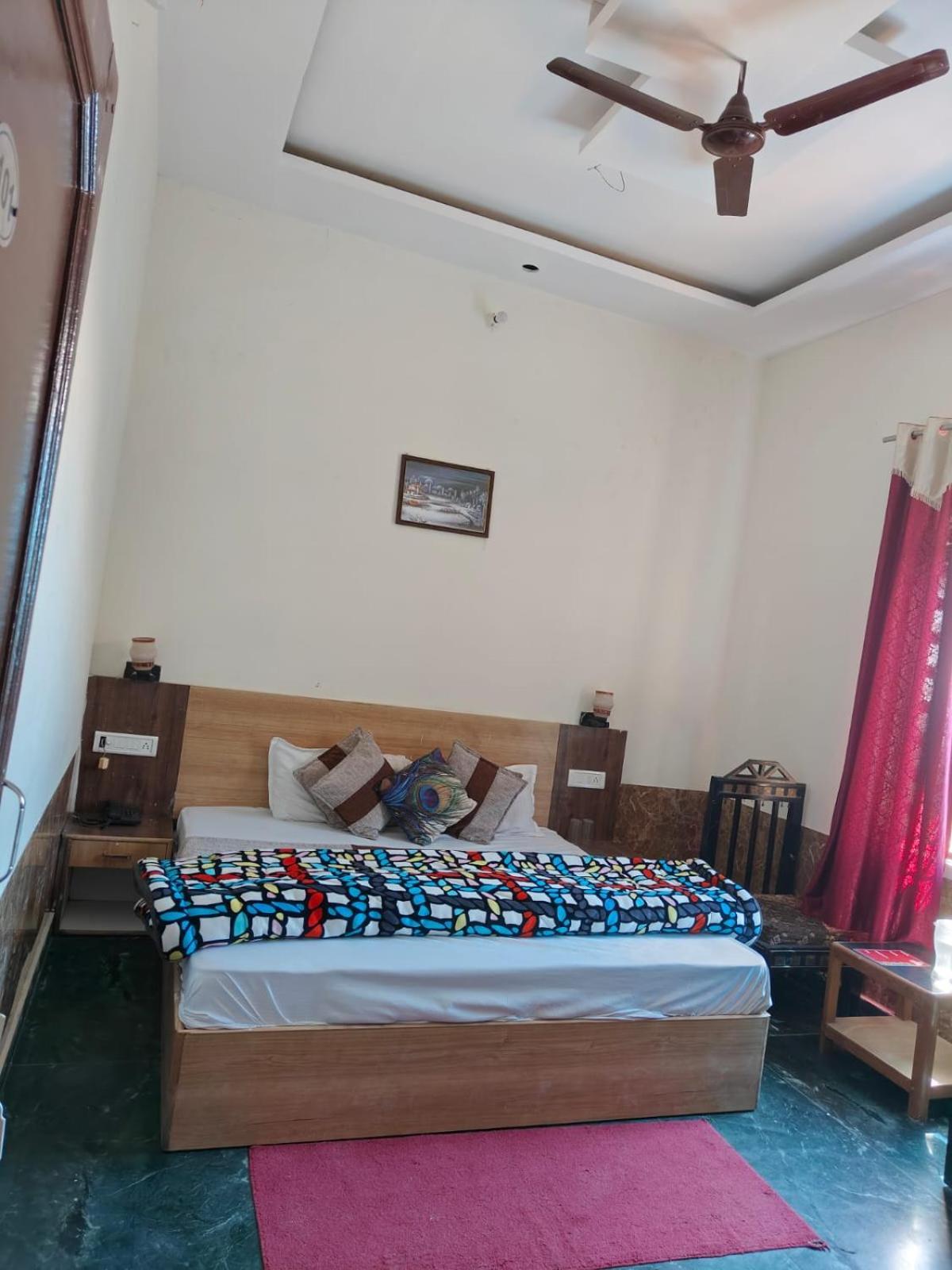 Sunny Pines Resort Лансдаун Екстериор снимка
