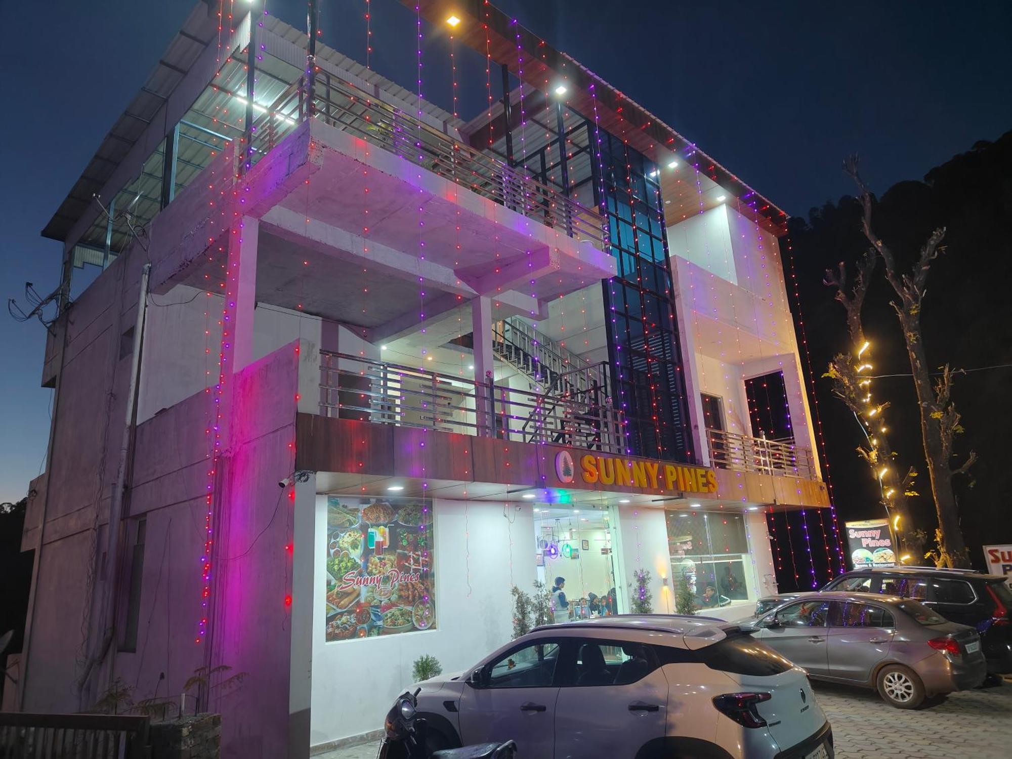 Sunny Pines Resort Лансдаун Екстериор снимка