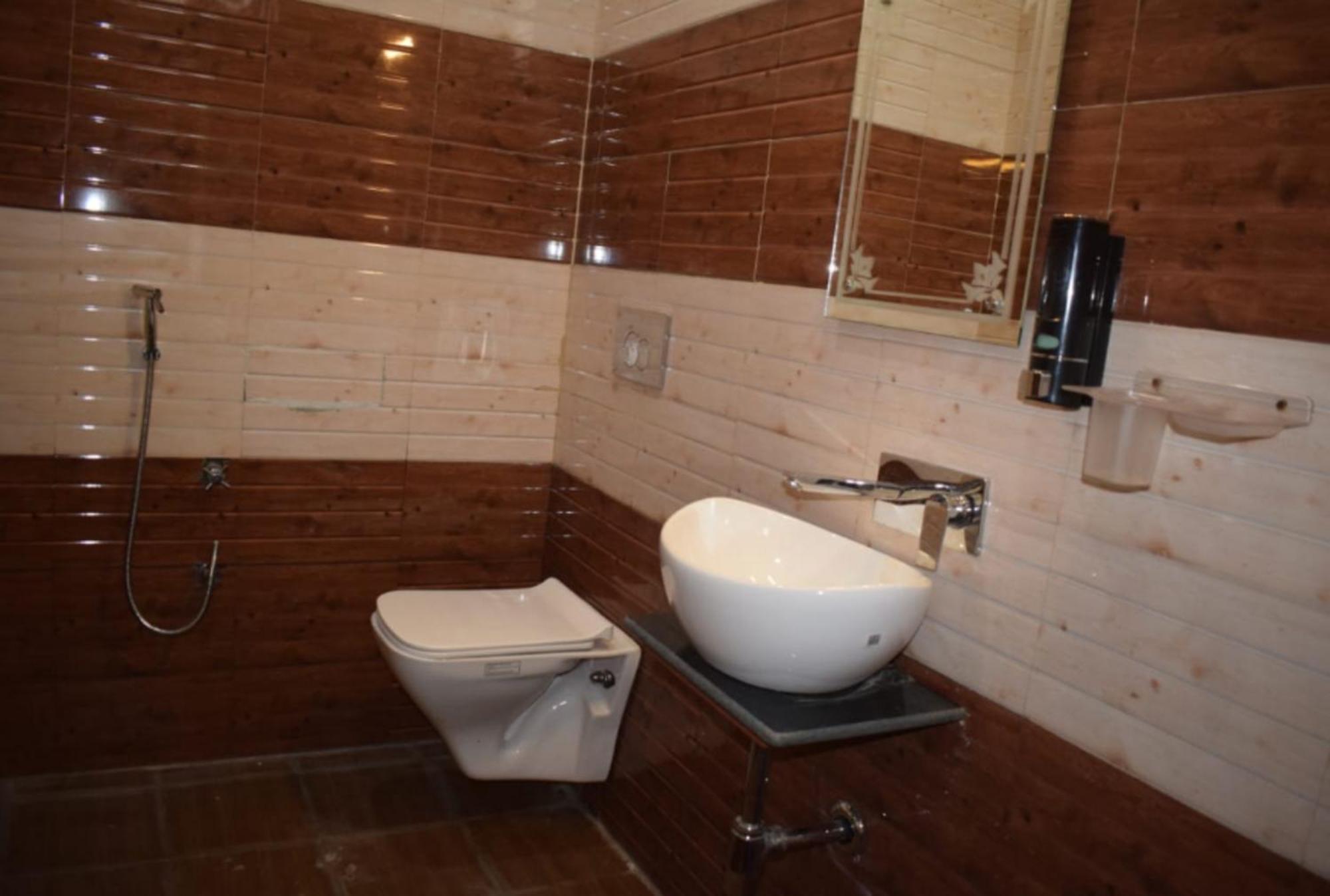 Sunny Pines Resort Лансдаун Екстериор снимка